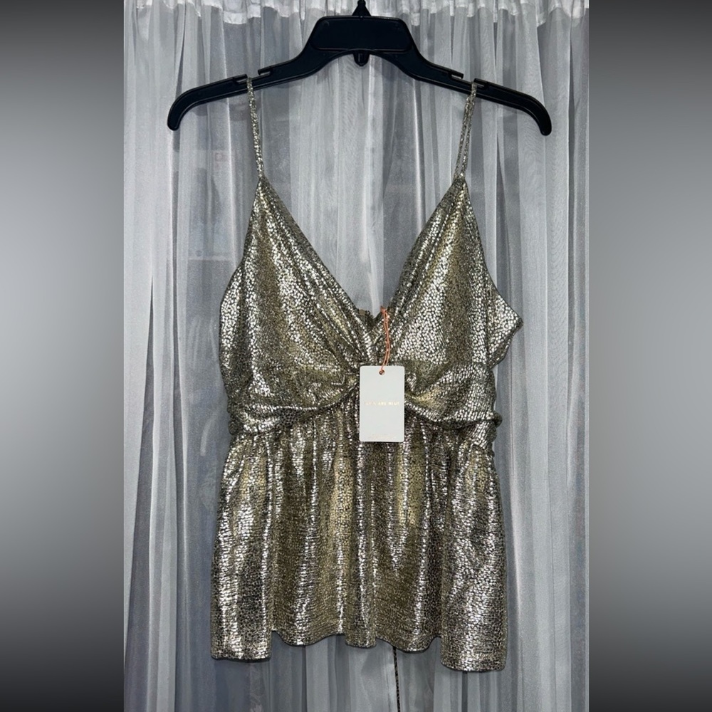 Skies Are Blue Twist Cami